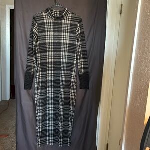 Venus pattern long dress